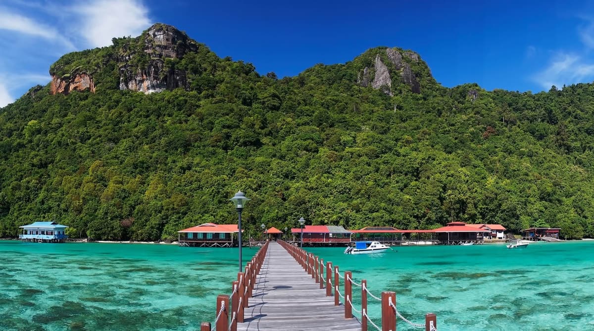 3D2N Semporna Island Hopping with Bohey Dulang Hike